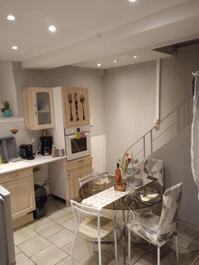 Jolie Maison De Village Capendu Екстериор снимка